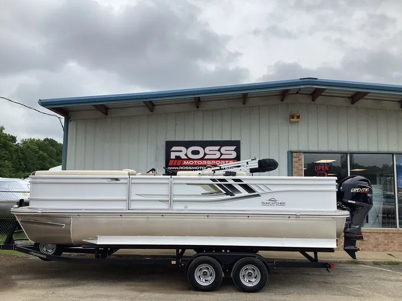 The Image of 2026 SunCatcher Select 322 RF pontoon boat at Ross Motorsports. - 1