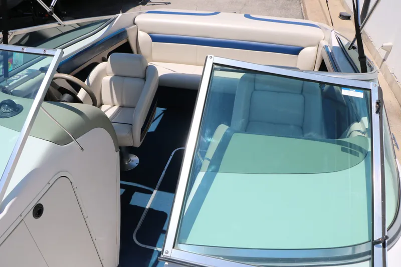 Slide: The Image of Chaparral 2330 SS 1996 - 25