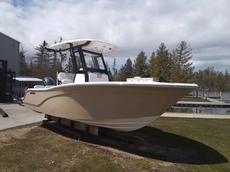 The Image of SEA FOX BOAT WORKS 228 COMMANDER 2026 - 1