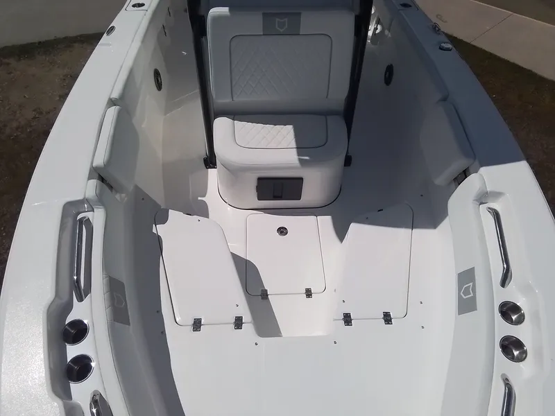 Slide: The Image of SEA FOX BOAT WORKS 228 COMMANDER 2026 - 11