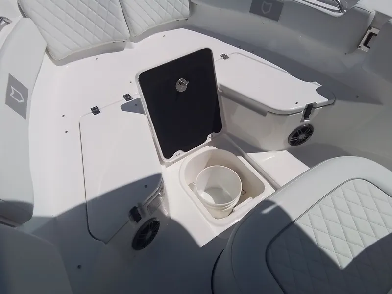 Slide: The Image of SEA FOX BOAT WORKS 228 COMMANDER 2026 - 14