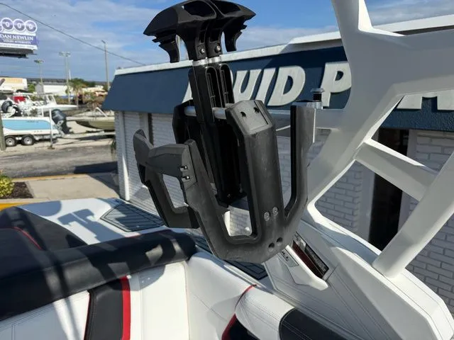 Slide: The Image of Nautique Super Air Nautique G21 2018 - 13