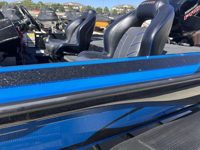 Slide: The Image of Nitro Z18 2022 - 7