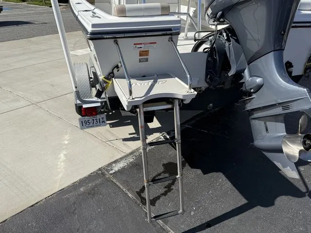 Slide: The Image of Parker Marine 1801 Center Console 2019 - 6