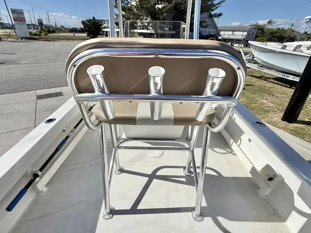 Slide: The Image of Parker Marine 1801 Center Console 2019 - 8