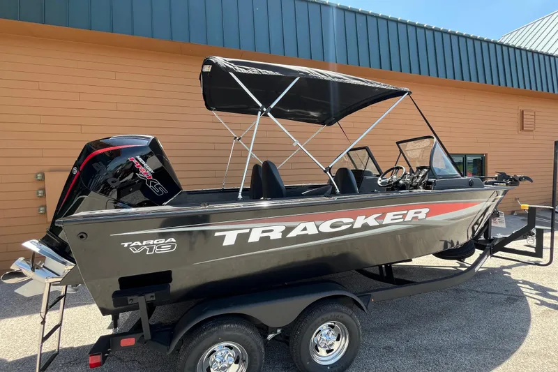The Image of Tracker Targa V-19 Combo 2026 - 0