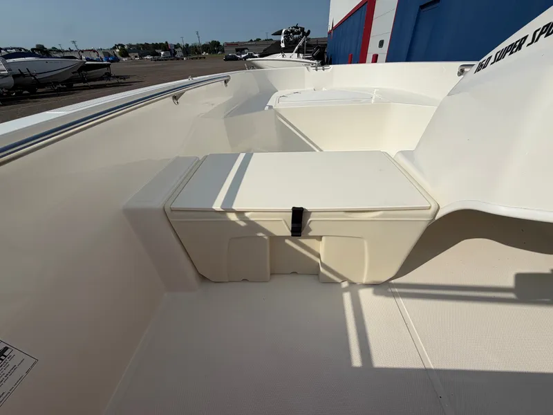 Slide: The Image of Boston Whaler 160 Super Sport 2027 - 8