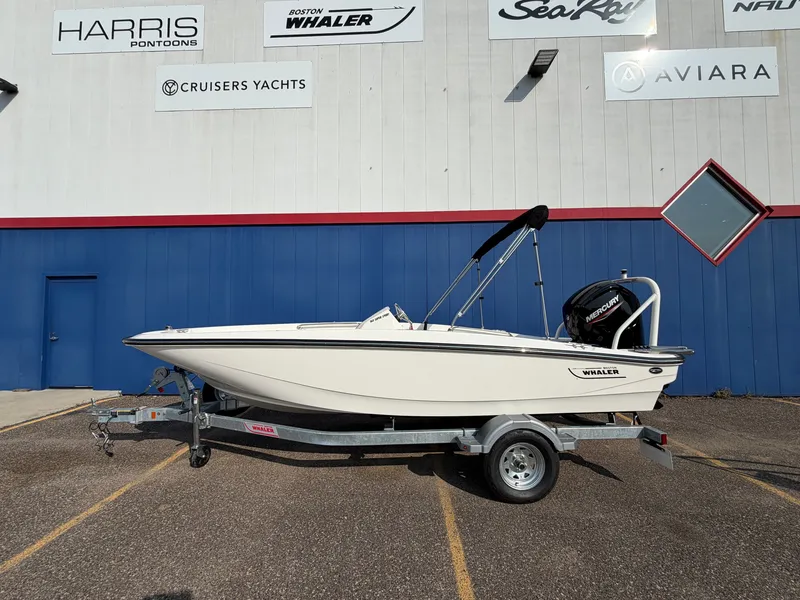 Slide: The Image of Boston Whaler 160 Super Sport 2027 - 0