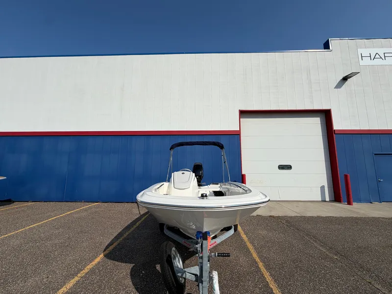 Slide: The Image of Boston Whaler 130 Super Sport 2027 - 2