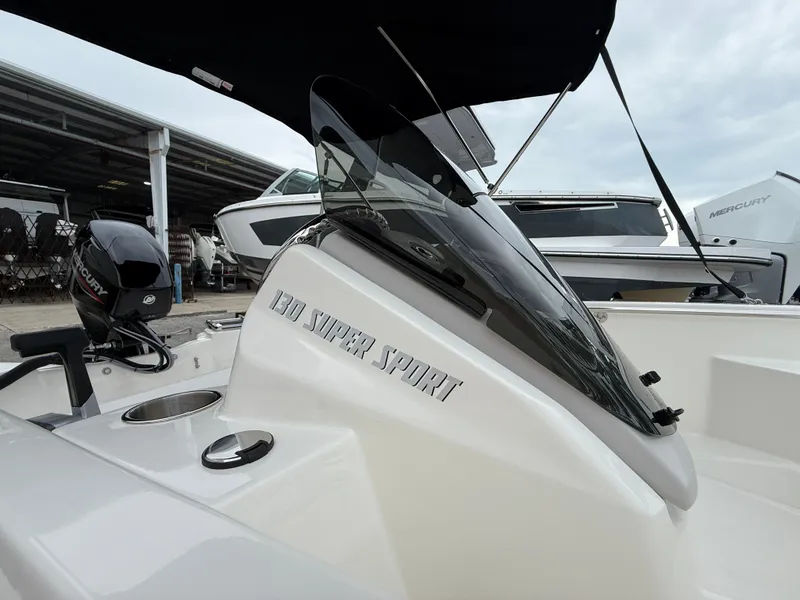 Slide: The Image of Boston Whaler 130 Super Sport 2027 - 7