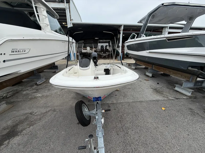 Slide: The Image of Boston Whaler 130 Super Sport 2027 - 1