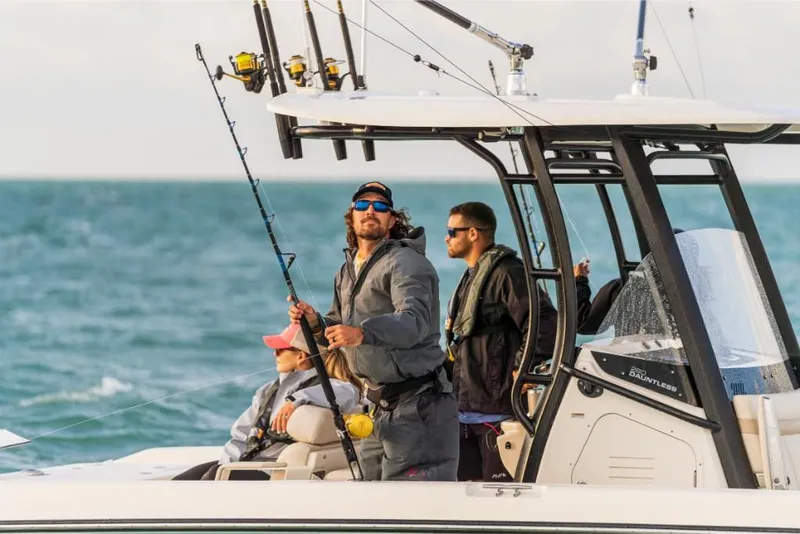 Slide: The Image of 2023-Boston-Whaler-280-Dauntless-MarineMax - 108