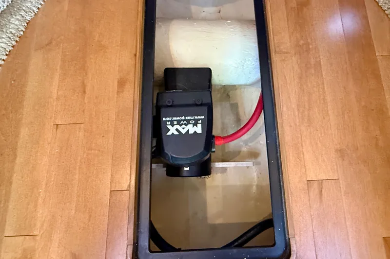 Slide: The Image of Electrical component in a 2009 Sea Ray Sundancer 350 boat interior. - 51