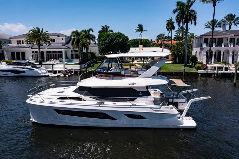 Slide: The Image of Aquila 44 Yacht 2017 - 1
