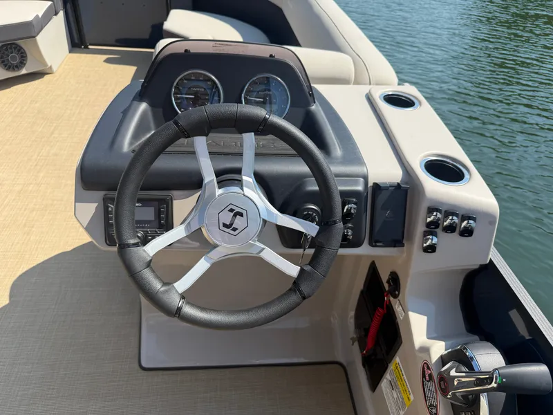 Slide: The Image of Harris Cruiser 250 2026 - 20