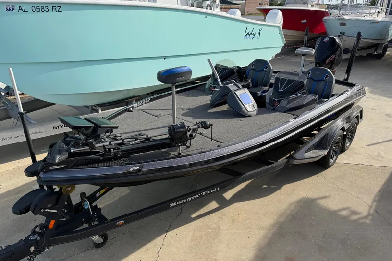 Slide: The Image of 2022 Ranger Z520R Cup-Equipped boat on trailer, parked outdoors. - 109