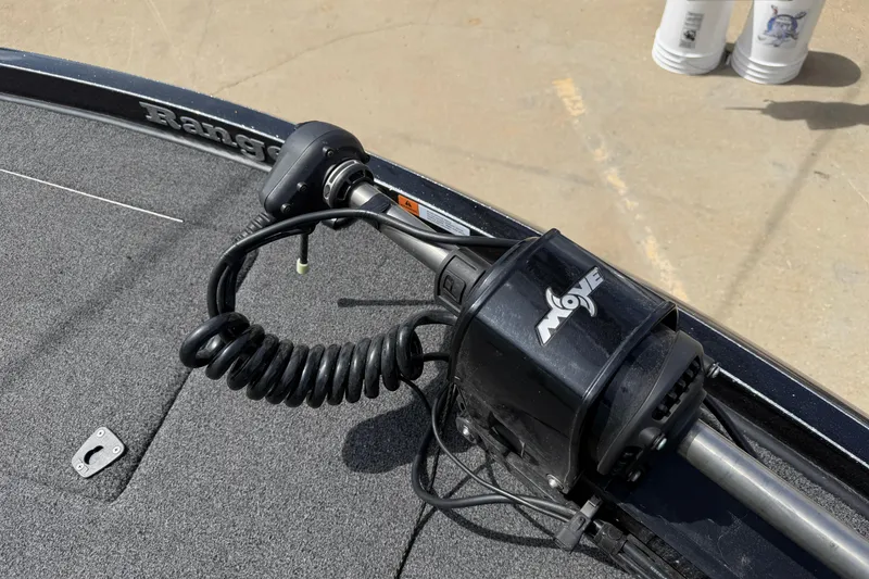 Slide: The Image of 2022 Ranger Z520R Cup-Equipped boat with trolling motor on deck. - 56