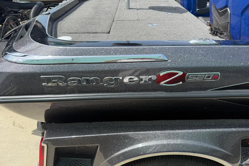 Slide: The Image of 2022 Ranger Z520R Cup-Equipped boat, sleek design with metallic finish. - 94
