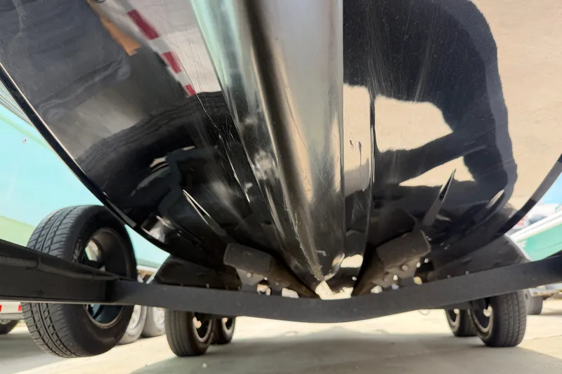 Slide: The Image of Underside view of 2022 Ranger Z520R Cup-Equipped boat on trailer. - 98