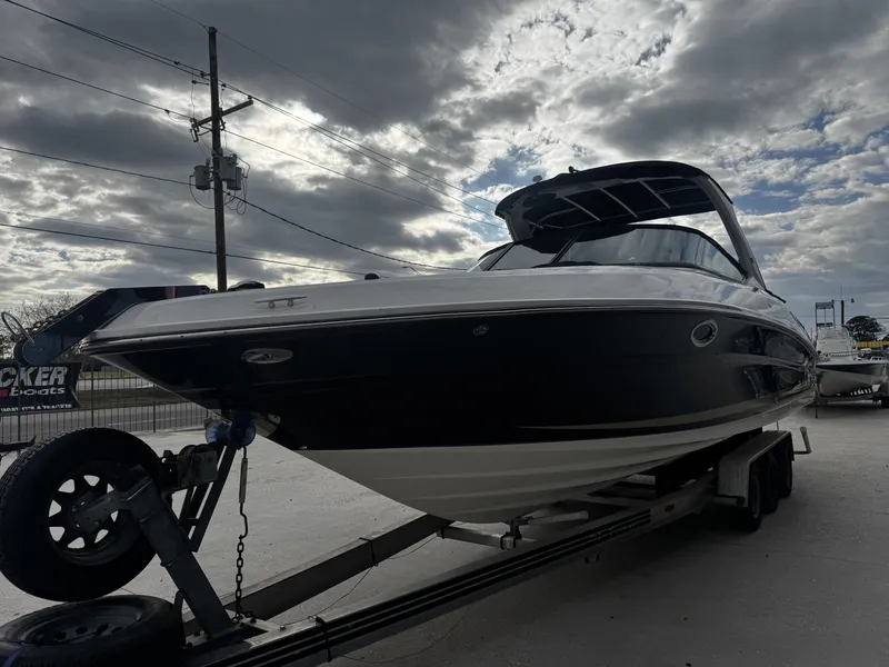 Slide: The Image of Sea Ray 300 SLX 2014 - 15