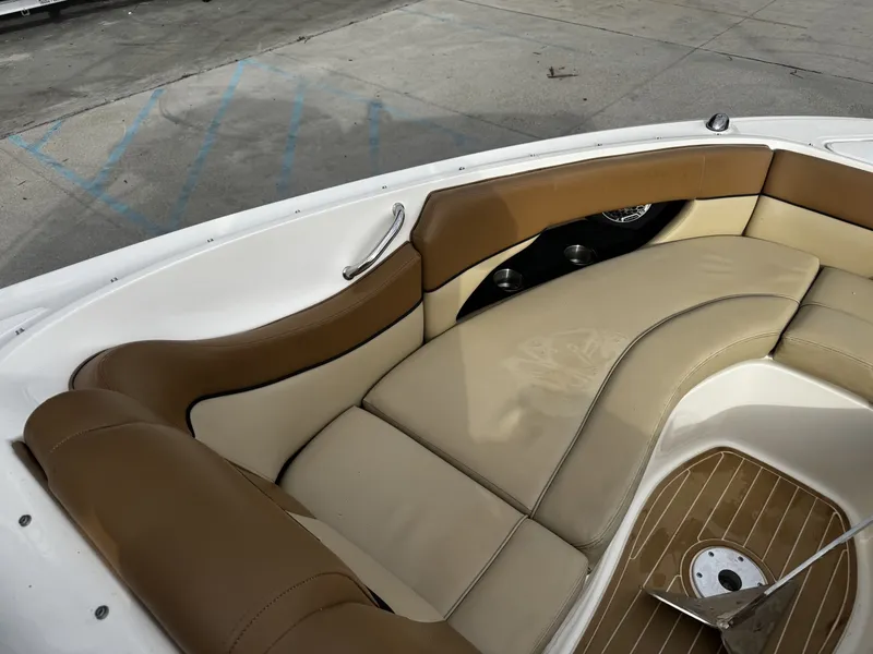 Slide: The Image of Sea Ray 300 SLX 2014 - 22