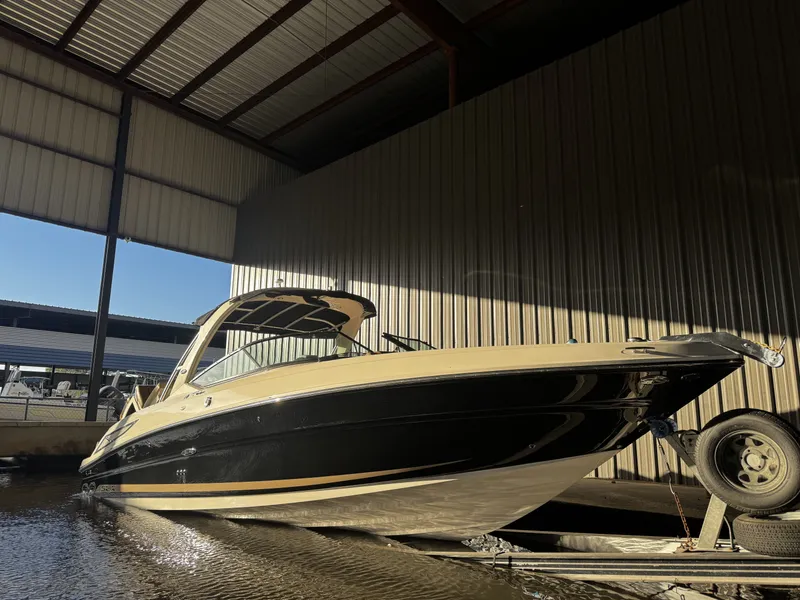 Slide: The Image of Sea Ray 300 SLX 2014 - 24