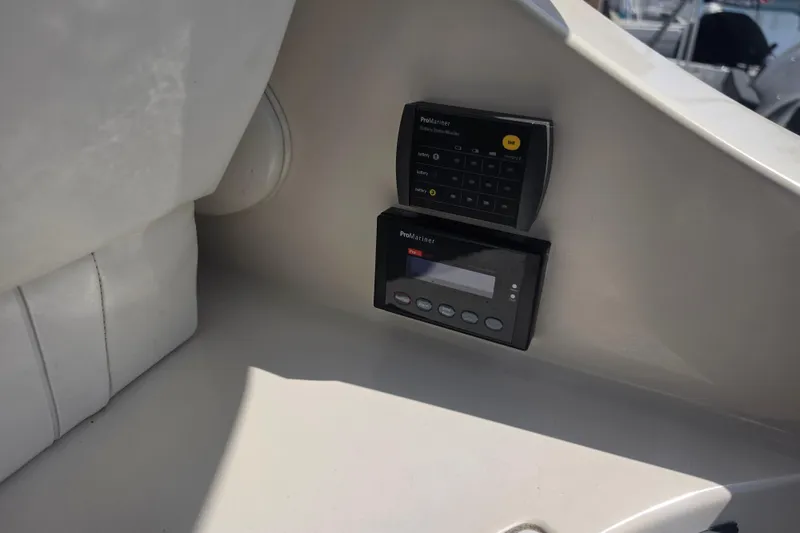 Slide: The Image of Control panel on a 2000 Bayliner 2855 Ciera boat interior. - 12