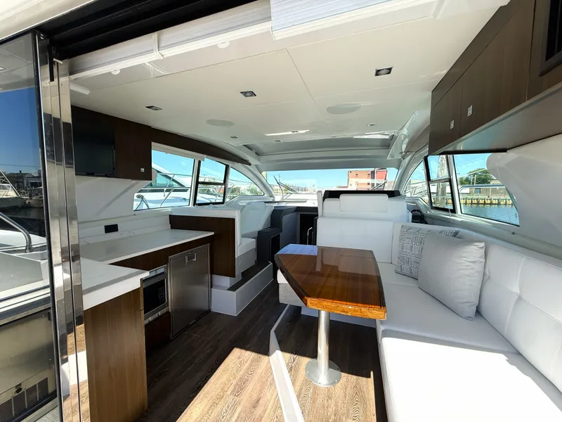 Slide: The Image of Cruisers 42 Cantius 2024 - 11
