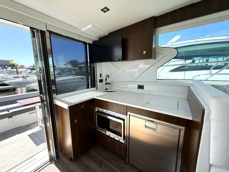 Slide: The Image of Cruisers 42 Cantius 2024 - 14