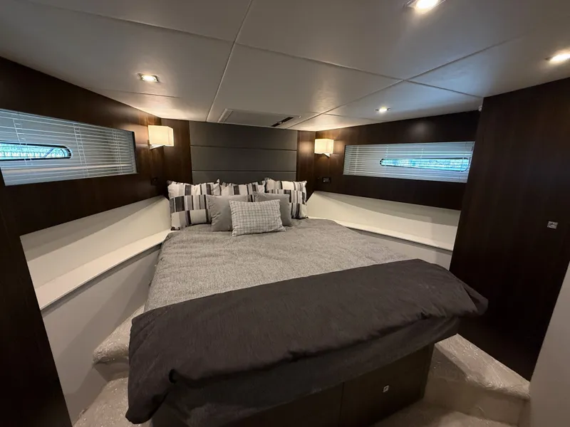 Slide: The Image of Cruisers 42 Cantius 2024 - 27