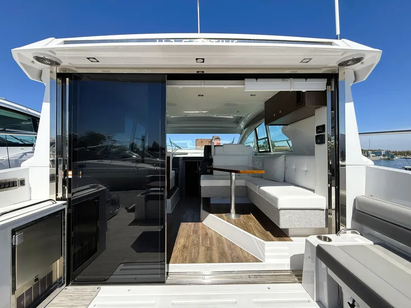 Slide: The Image of Cruisers 42 Cantius 2024 - 3