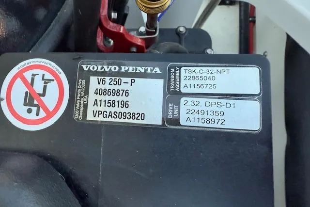 Slide: The Image of Volvo Penta engine label on 2022 Cobalt CS22, displaying model and serial numbers. - 39