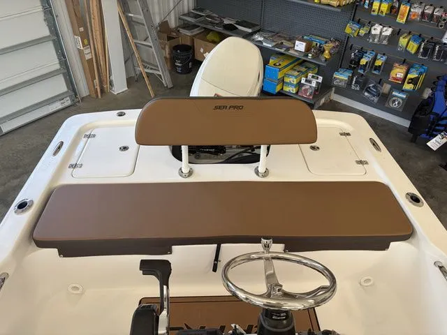 Slide: The Image of Sea Pro 172 Bay 2026 - 10