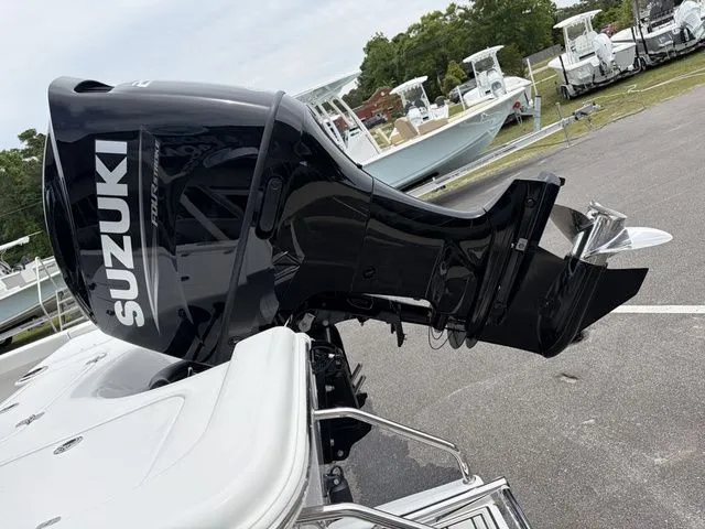 Slide: The Image of Sea Pro 230 Bay Boat 2026 - 20