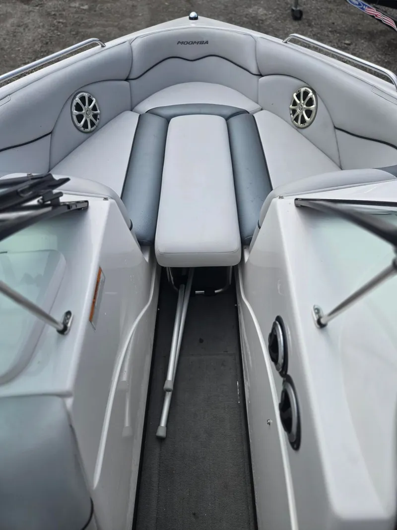 Slide: The Image of Moomba Mobius LSV 2011 - 10