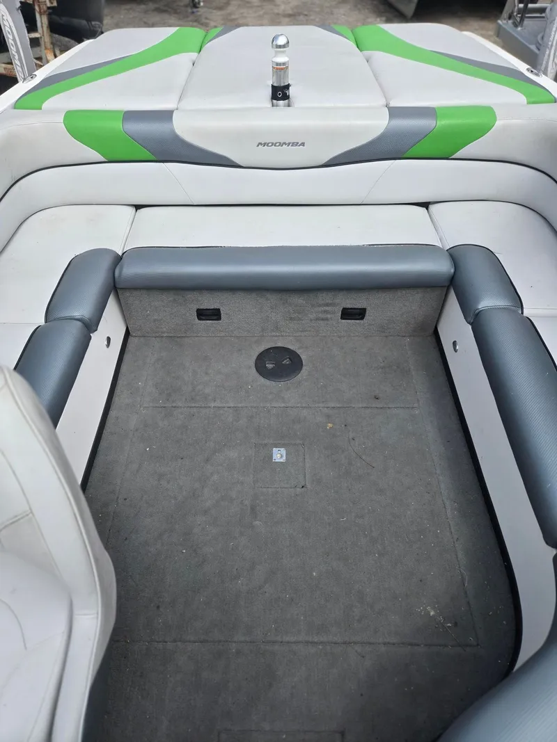 Slide: The Image of Moomba Mobius LSV 2011 - 16