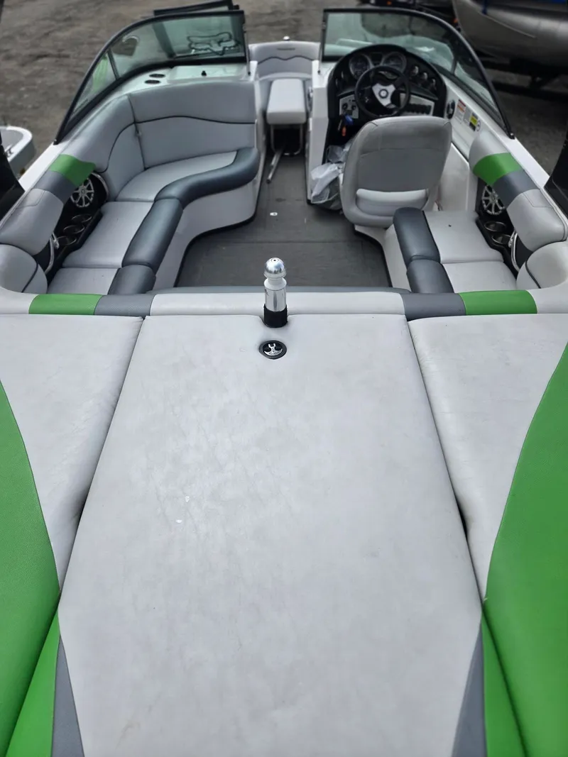 Slide: The Image of Moomba Mobius LSV 2011 - 6