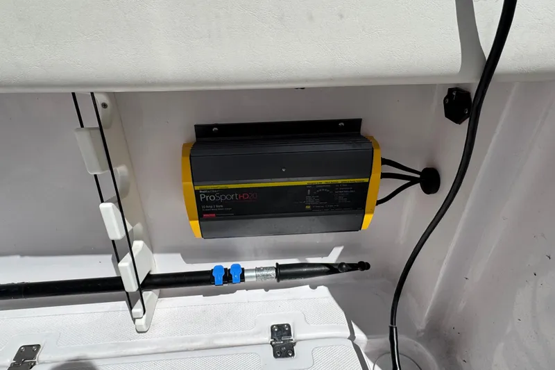 Slide: The Image of Pro-Line 26 Super Sport 2017 boat with ProSport HD20 battery charger installed. - 27