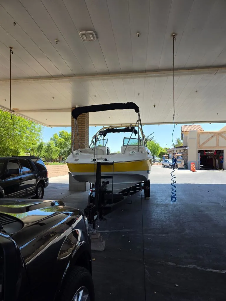 Slide: The Image of Monterey 263 Explorer 2004 - 14