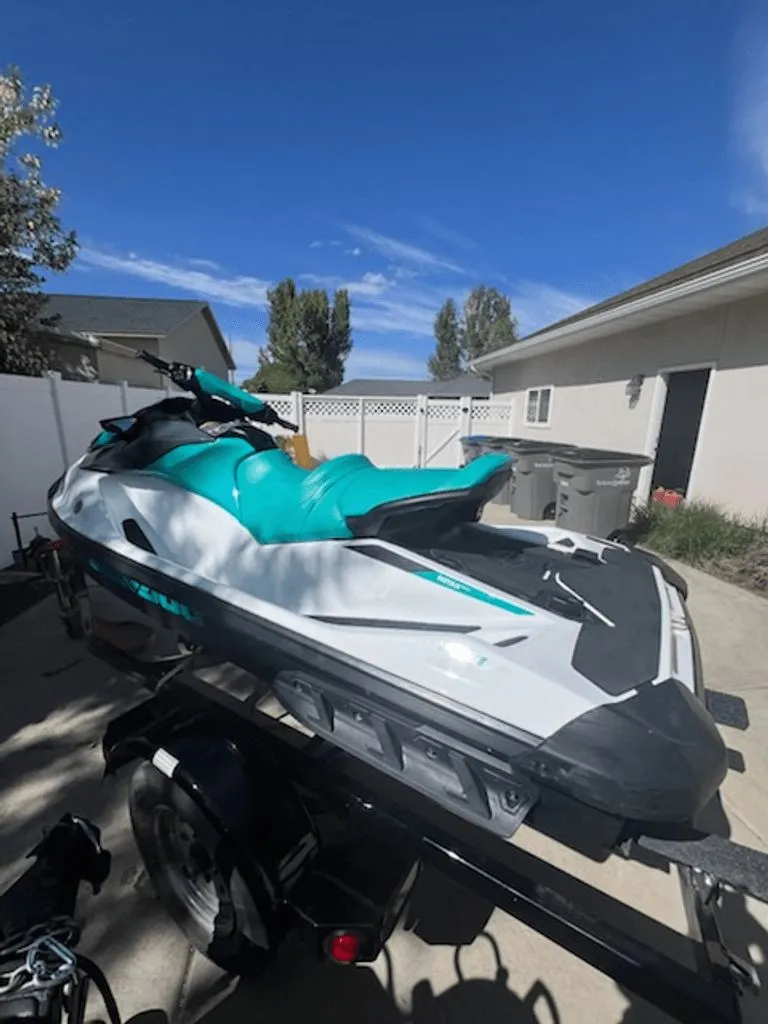 Slide: The Image of Sea-Doo GTI 2023 - 3