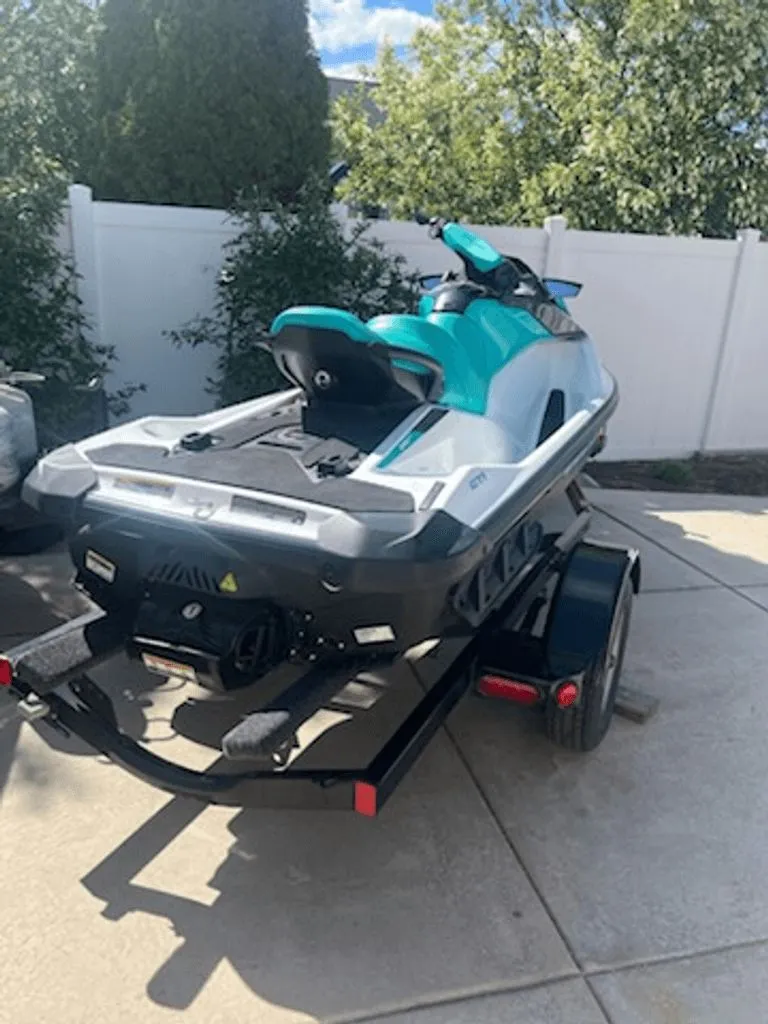 Slide: The Image of Sea-Doo GTI 2023 - 4