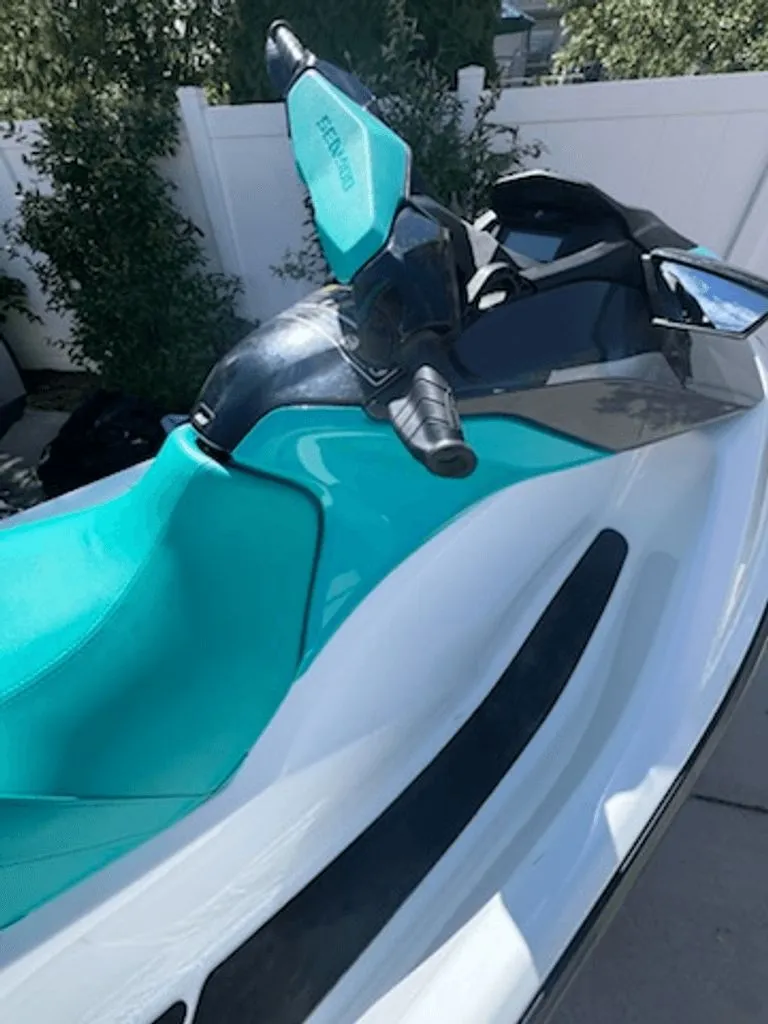 Slide: The Image of Sea-Doo GTI 2023 - 5