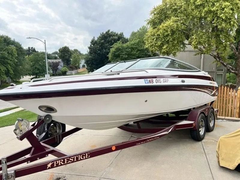 The Image of Crownline Boats 20 Bow Rider 2002 - 0