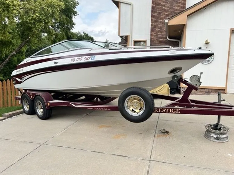 Slide: The Image of Crownline Boats 20 Bow Rider 2002 - 1