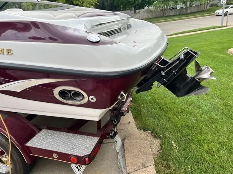 Slide: The Image of Crownline Boats 20 Bow Rider 2002 - 6