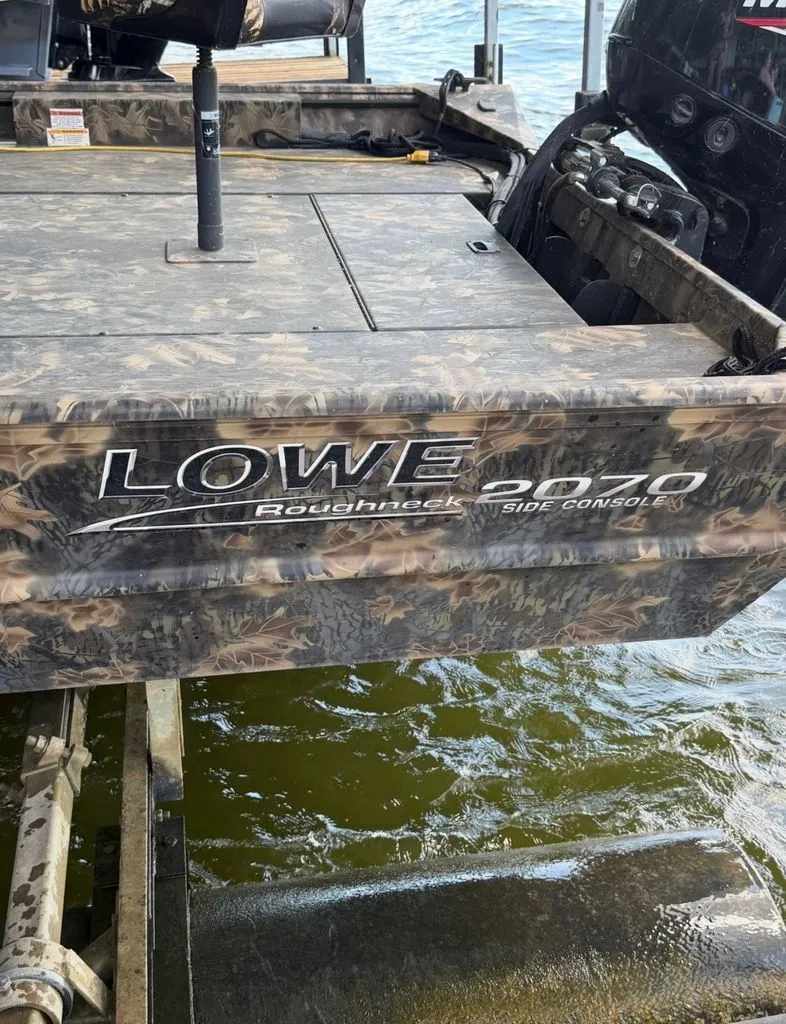 Slide: The Image of Lowe Roughneck 2022 - 7