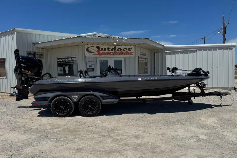 The Image of 2020 Skeeter FXR21 Apex boat parked outside Outdoor Specialties building. - 0