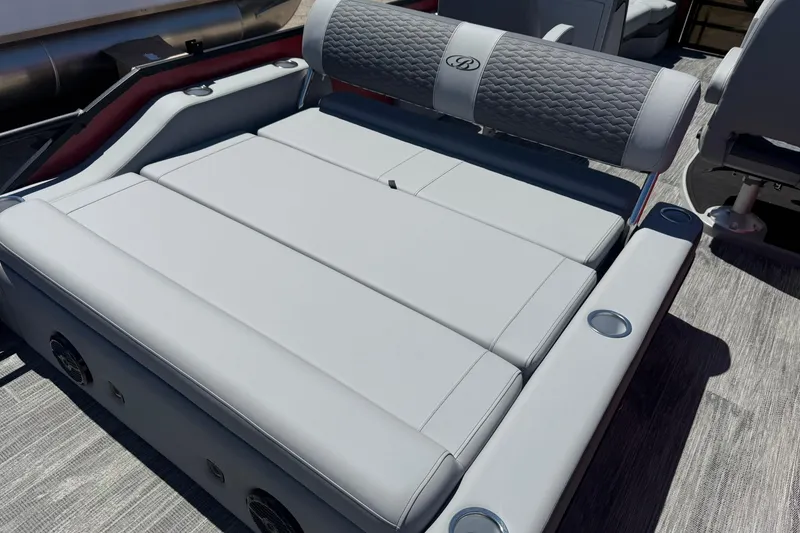 Slide: The Image of 2026 Bentley Pontoons Elite 223 Swingback with luxurious seating and modern design. - 9