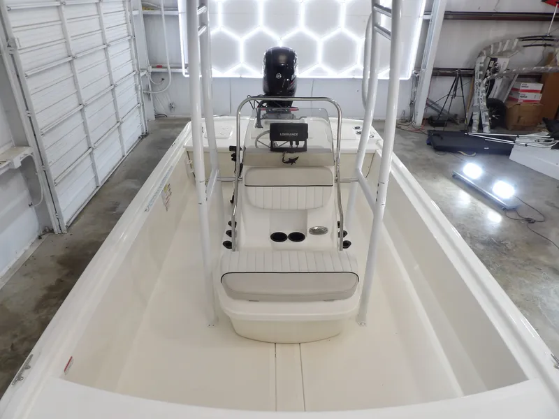 Slide: The Image of Mako Pro Skiff 19 CC 2017 - 10