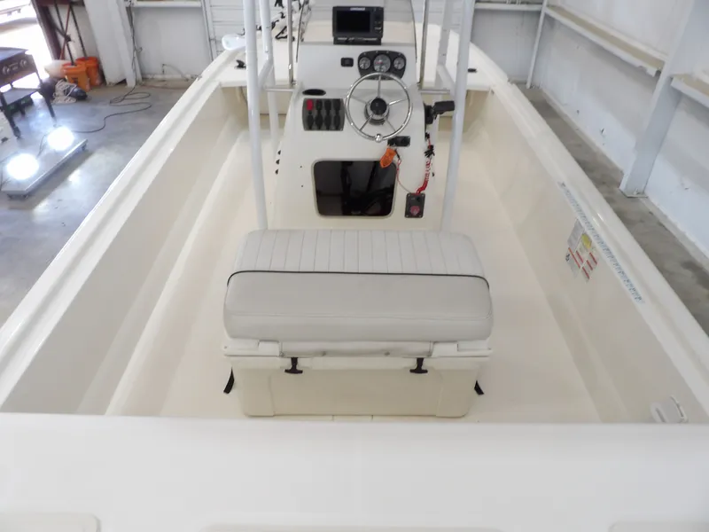 Slide: The Image of Mako Pro Skiff 19 CC 2017 - 13